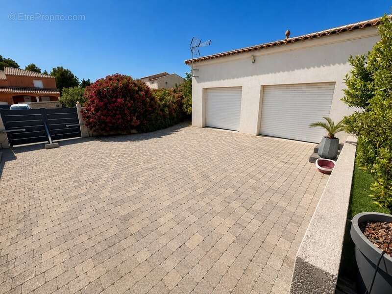 Maison à COURNONTERRAL