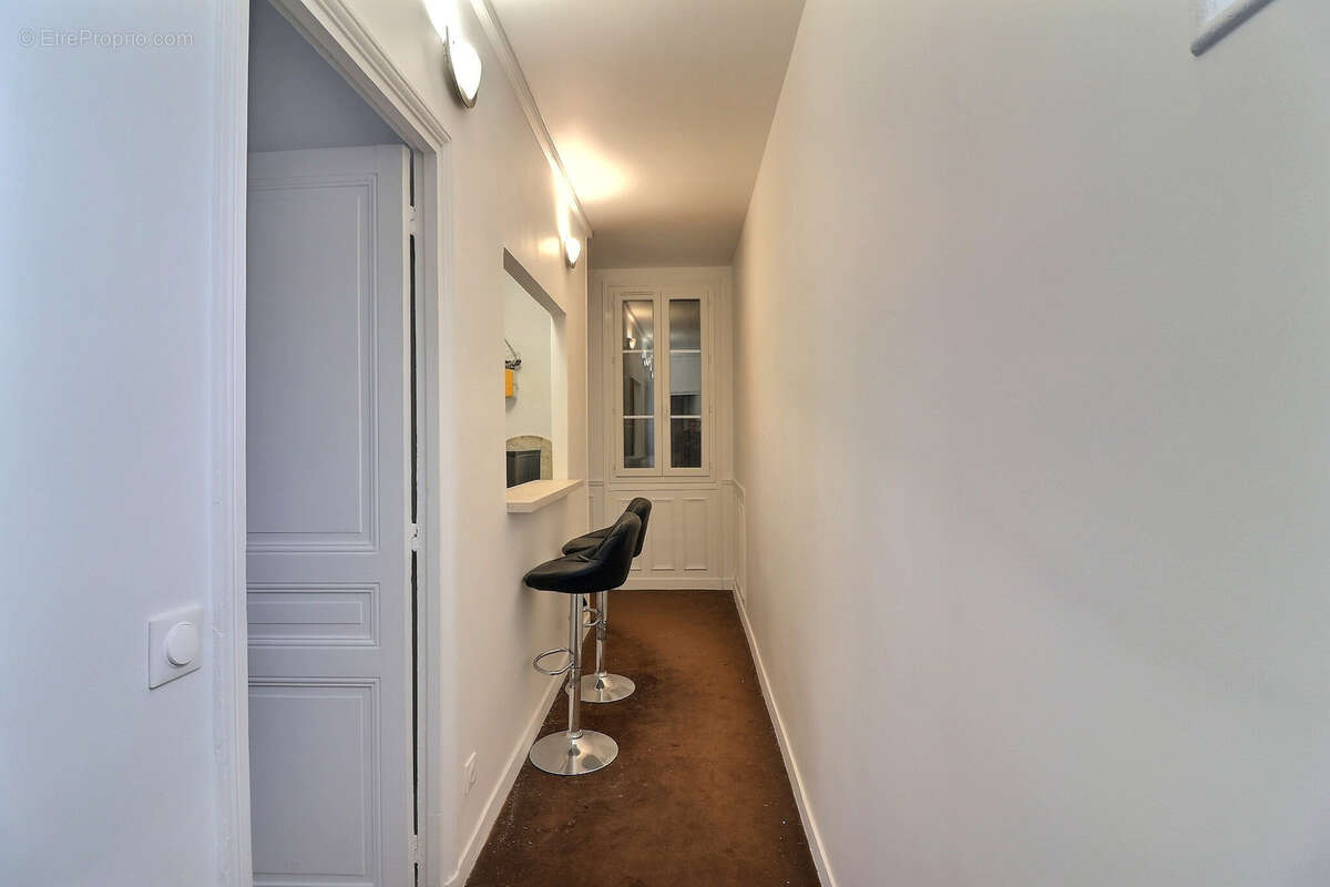 Appartement à PARIS-14E