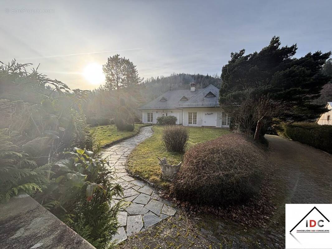 Maison à SAINT-QUIRIN