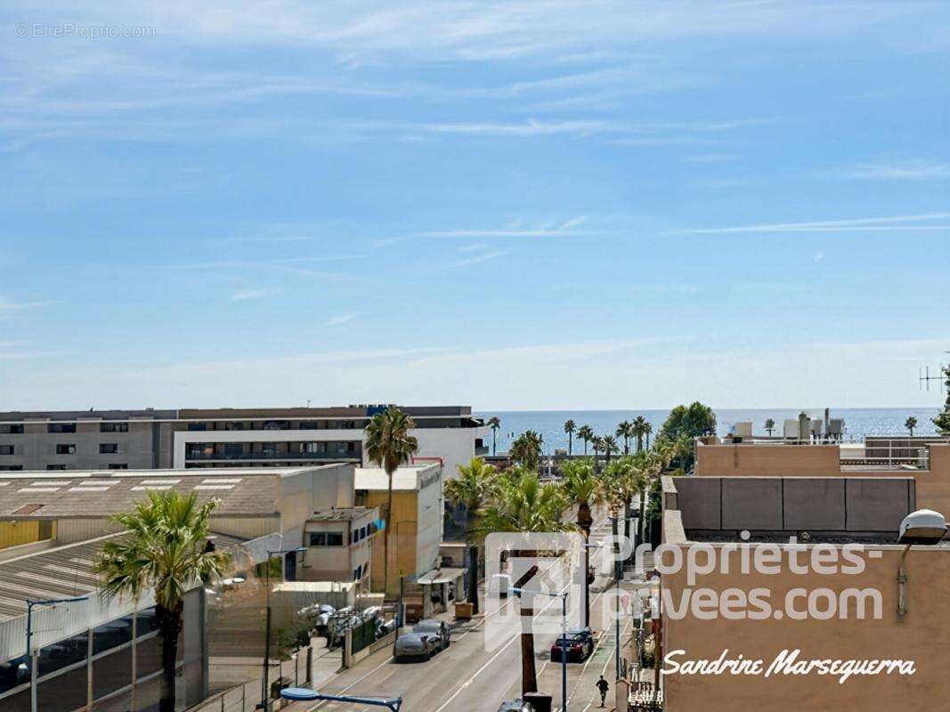 Appartement à VILLENEUVE-LOUBET