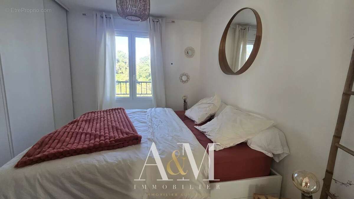 Appartement à BEAULIEU