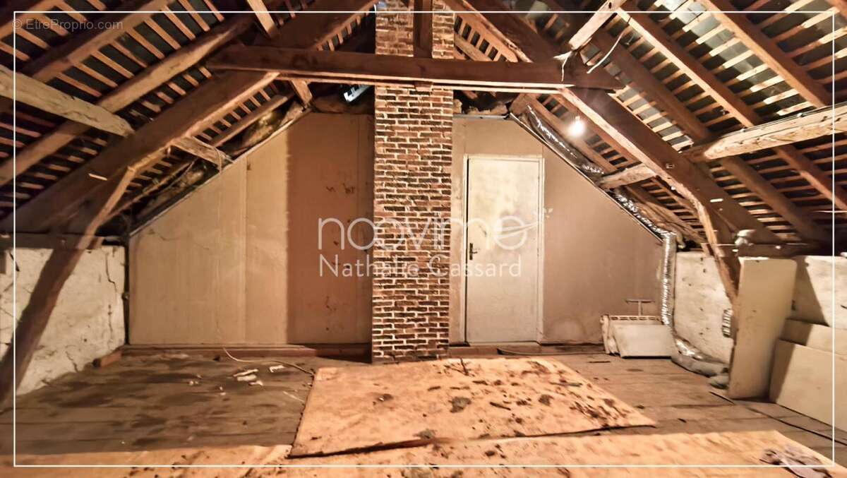 Maison en pierre à rénover  136 m2  5 chambres + grenier amé - photo 17