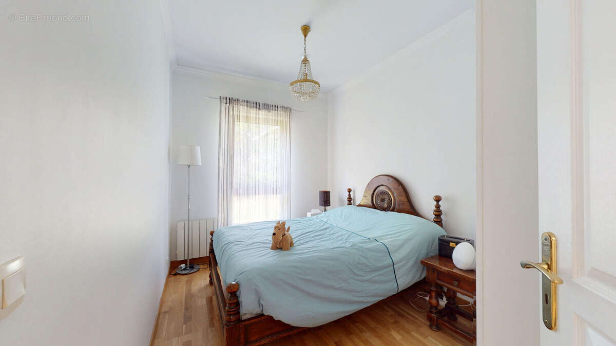 Appartement à SAINT-CYR-L'ECOLE