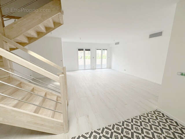 Maison à LE PERREUX-SUR-MARNE