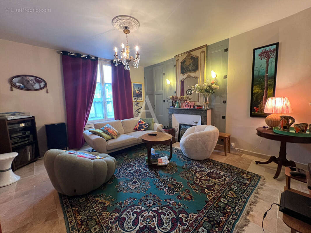 Maison à MONTRICHARD