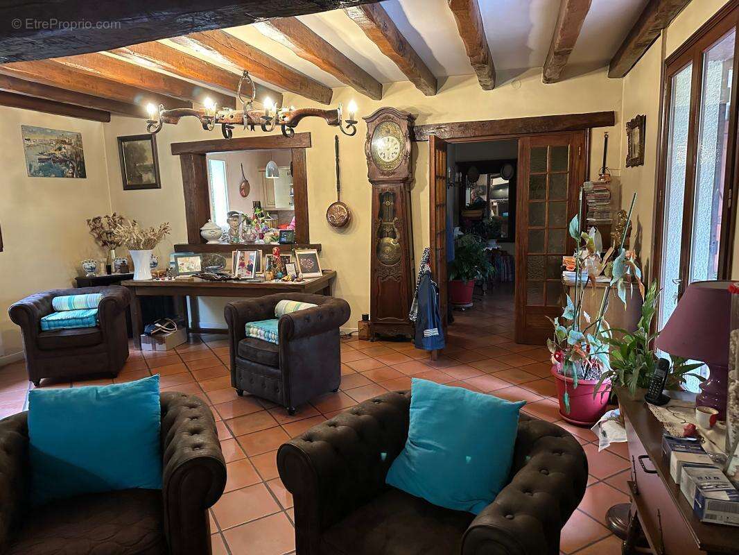 Maison à NOISY-SUR-ECOLE