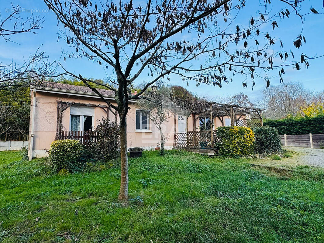 Maison à BOURG