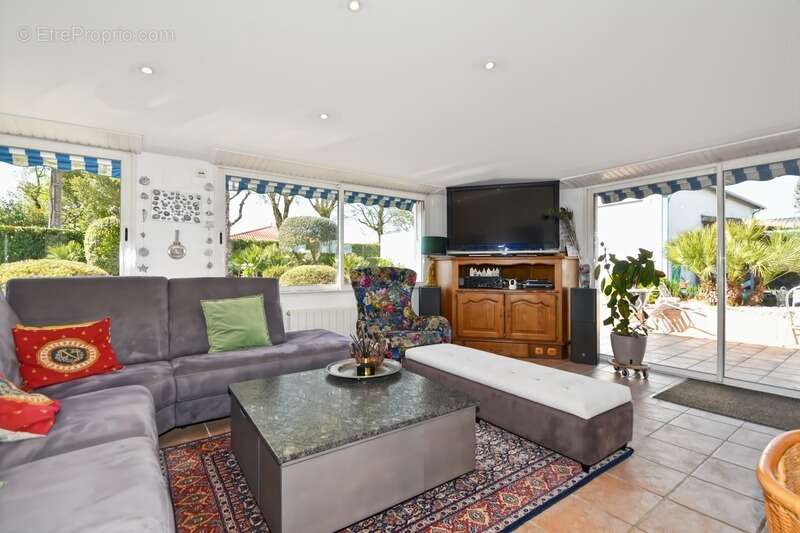 Maison à AIGREFEUILLE-D&#039;AUNIS