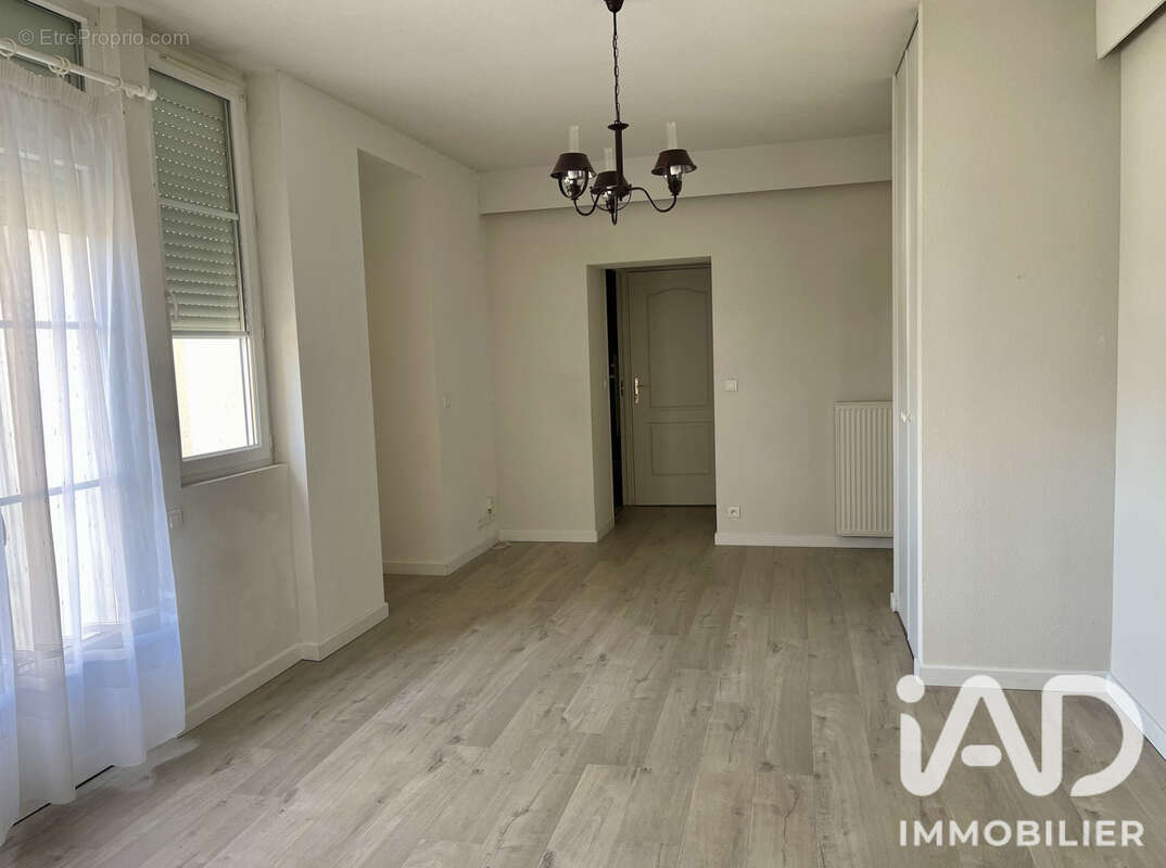Photo 4 - Appartement à SENS