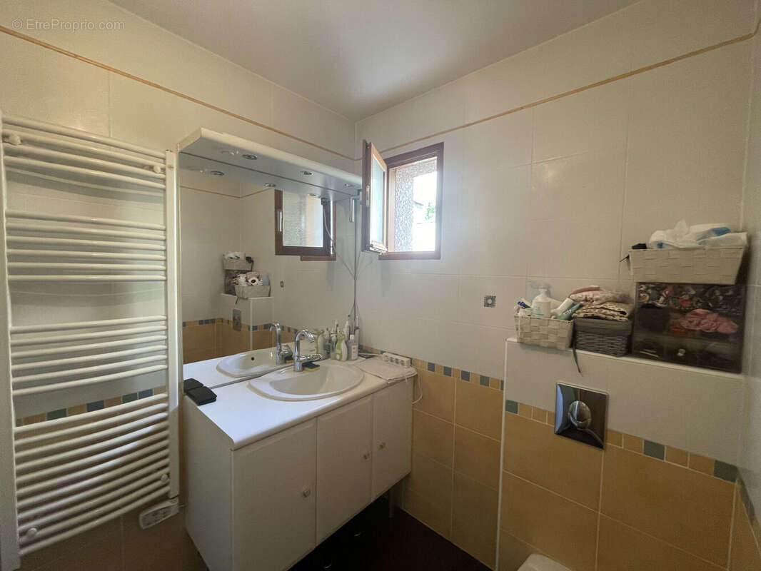 Photo 9 - Maison à AMPLEPUIS