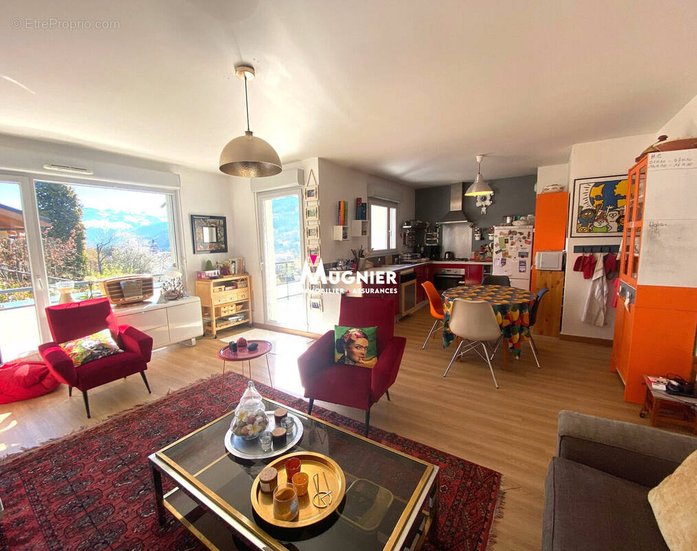 Appartement à TANINGES