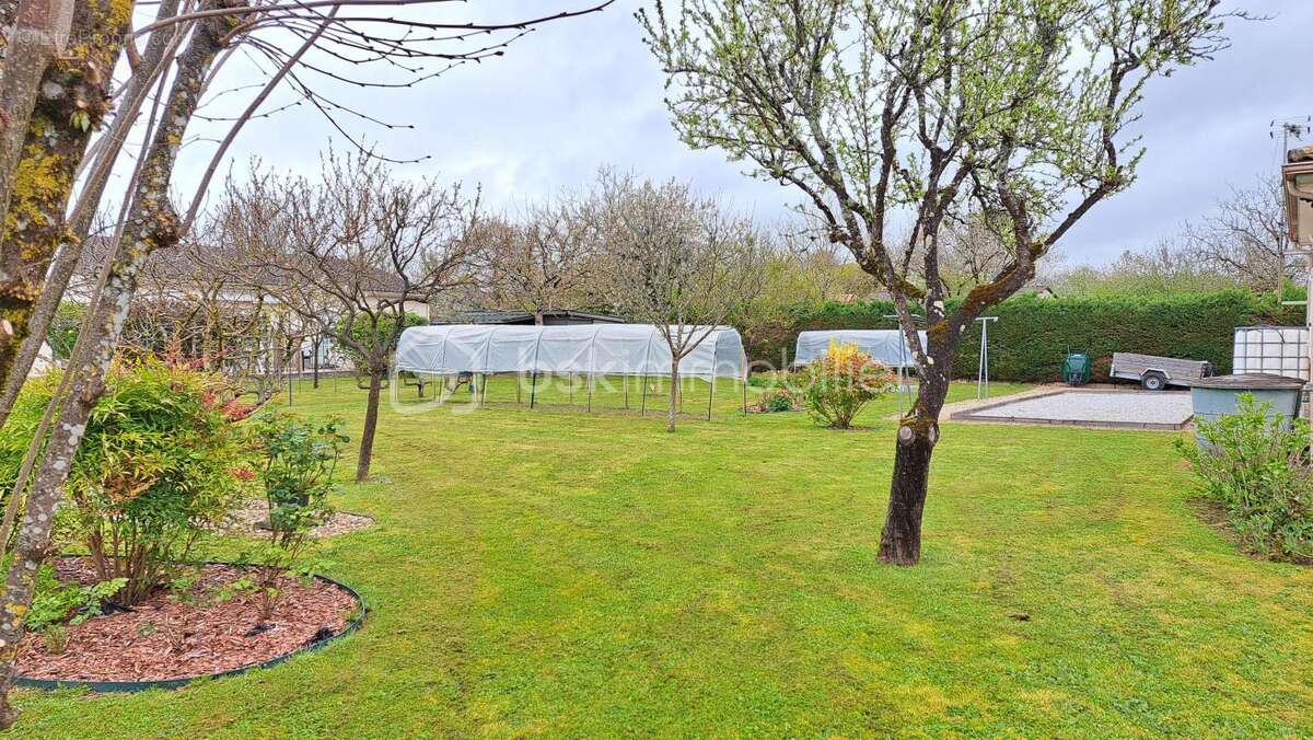 Maison à SAINT-ASTIER