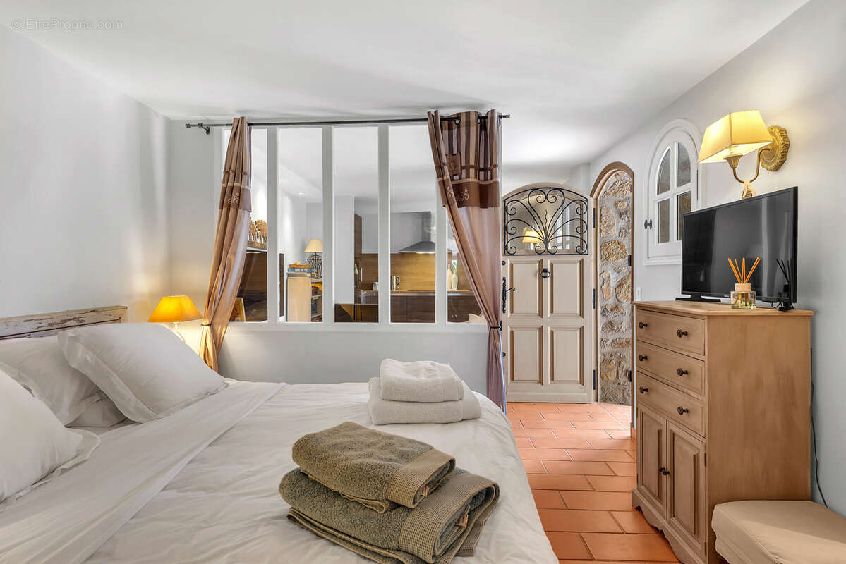 Maison à PEYMEINADE