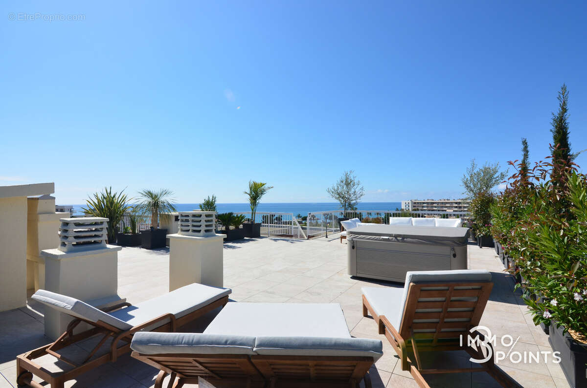 Appartement à CAGNES-SUR-MER