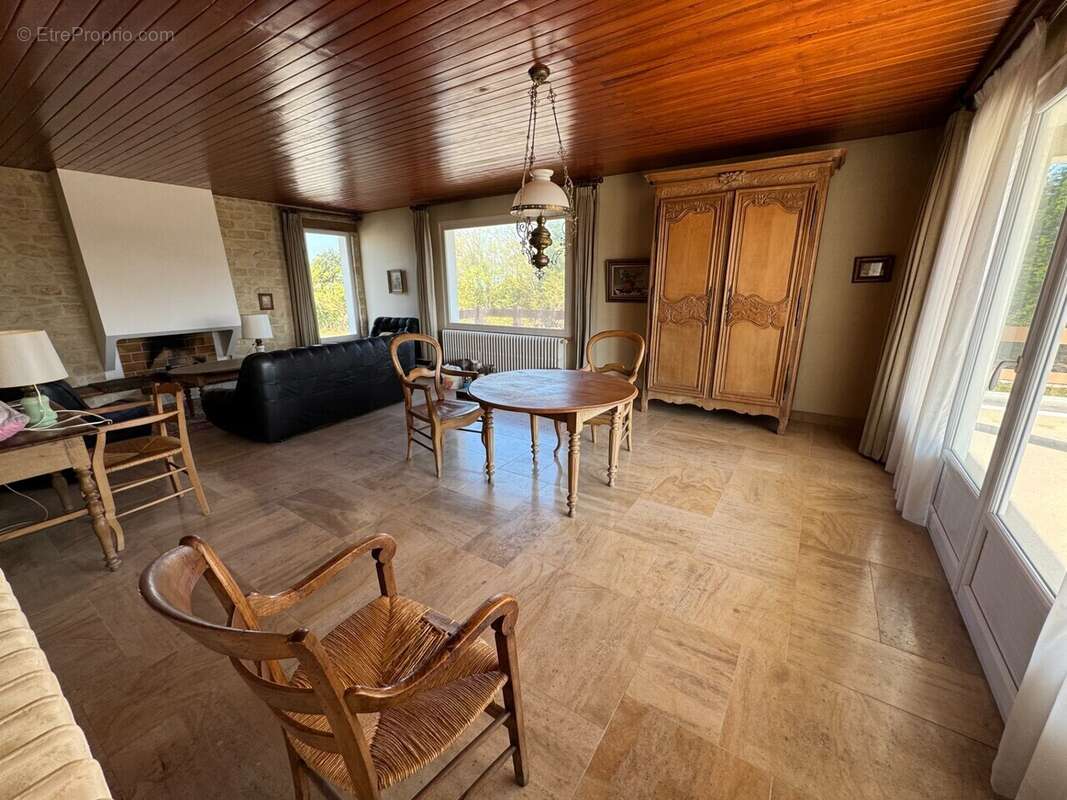 Maison à ARROMANCHES-LES-BAINS