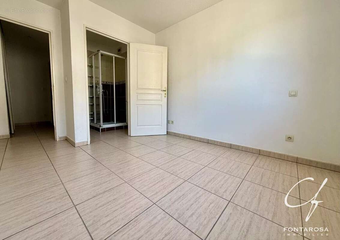 Appartement à SAINT-RAPHAEL