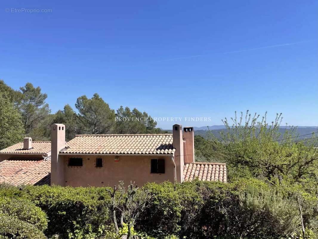 Maison à LORGUES