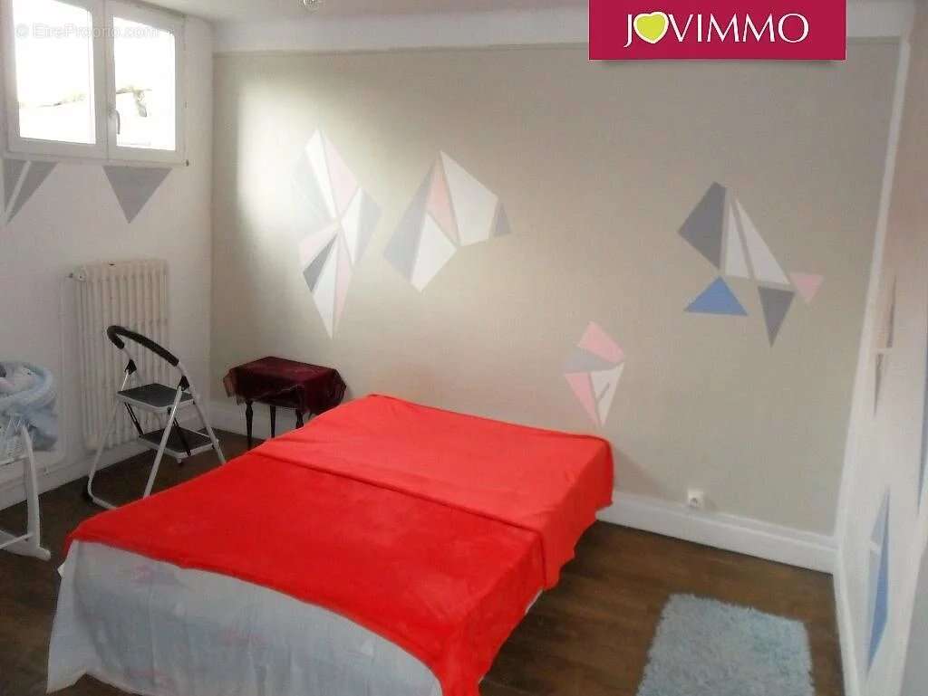 Maison à SAINT-AMAND-MONTROND