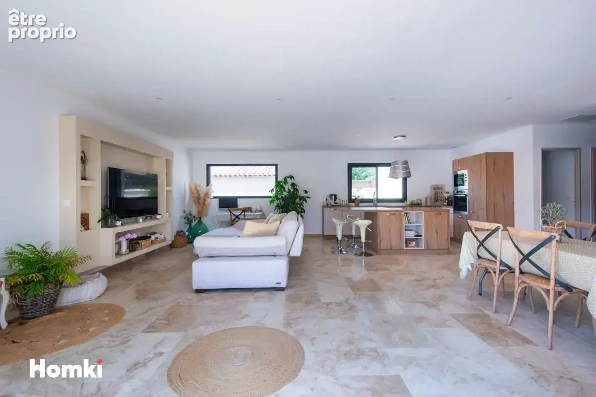 Maison/Villa T5 de 134 m² à L'Isle-sur-la-Sorgue 84800 - photo 9