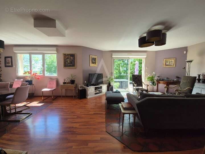 Maison à SAINT-DENIS-D'ANJOU