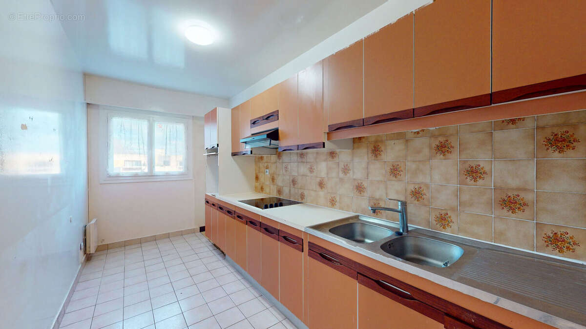 Appartement à ROISSY-EN-BRIE