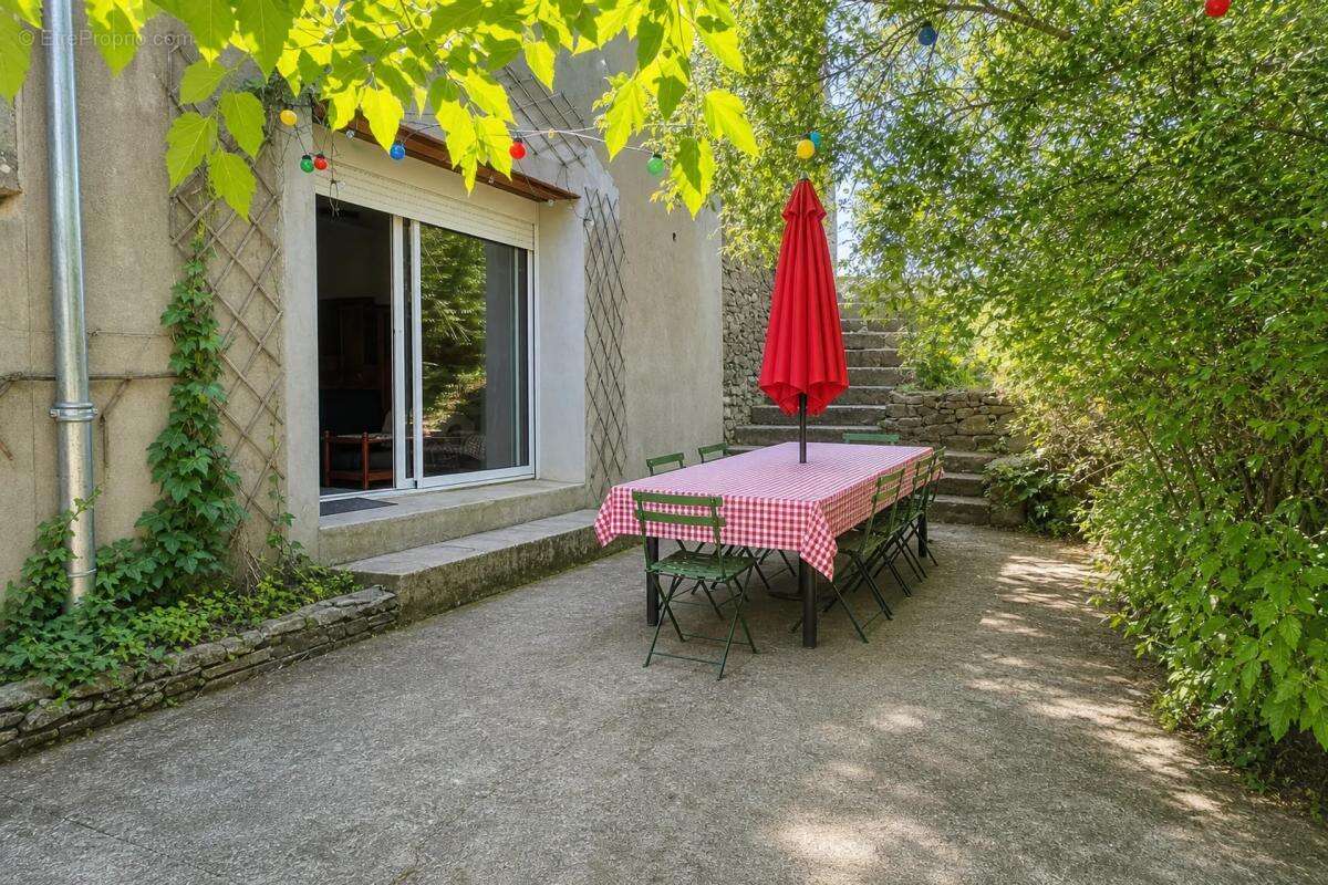 Maison T6 de 212 m² - Carcassonne - photo 5