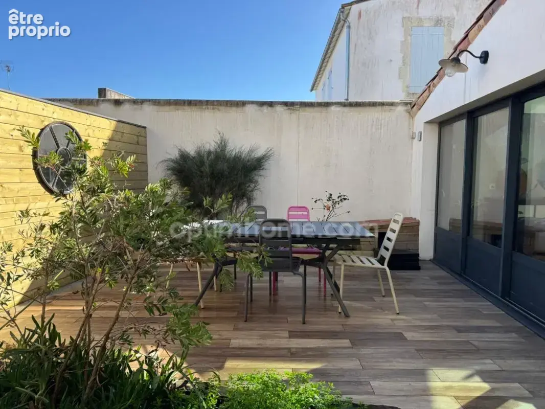 La flotte-en-ré – bel ensemble immobilier avec deux maisons - photo 2