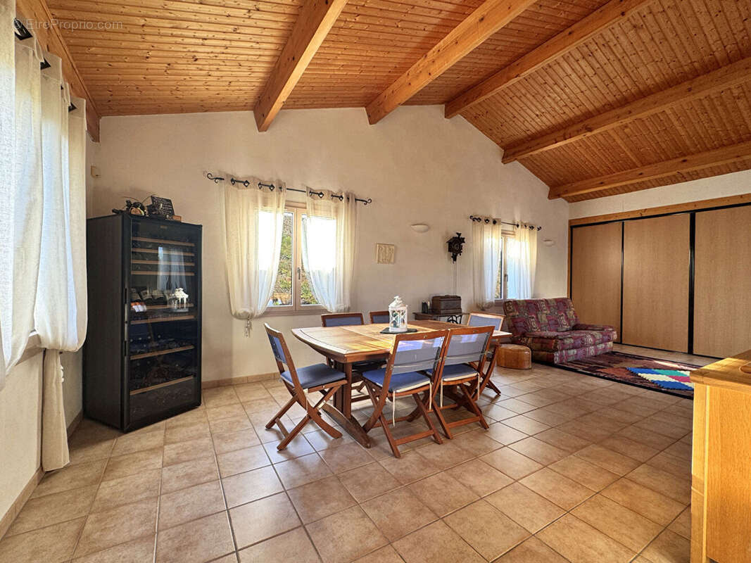 Maison à SAINT-SULPICE-DE-ROYAN