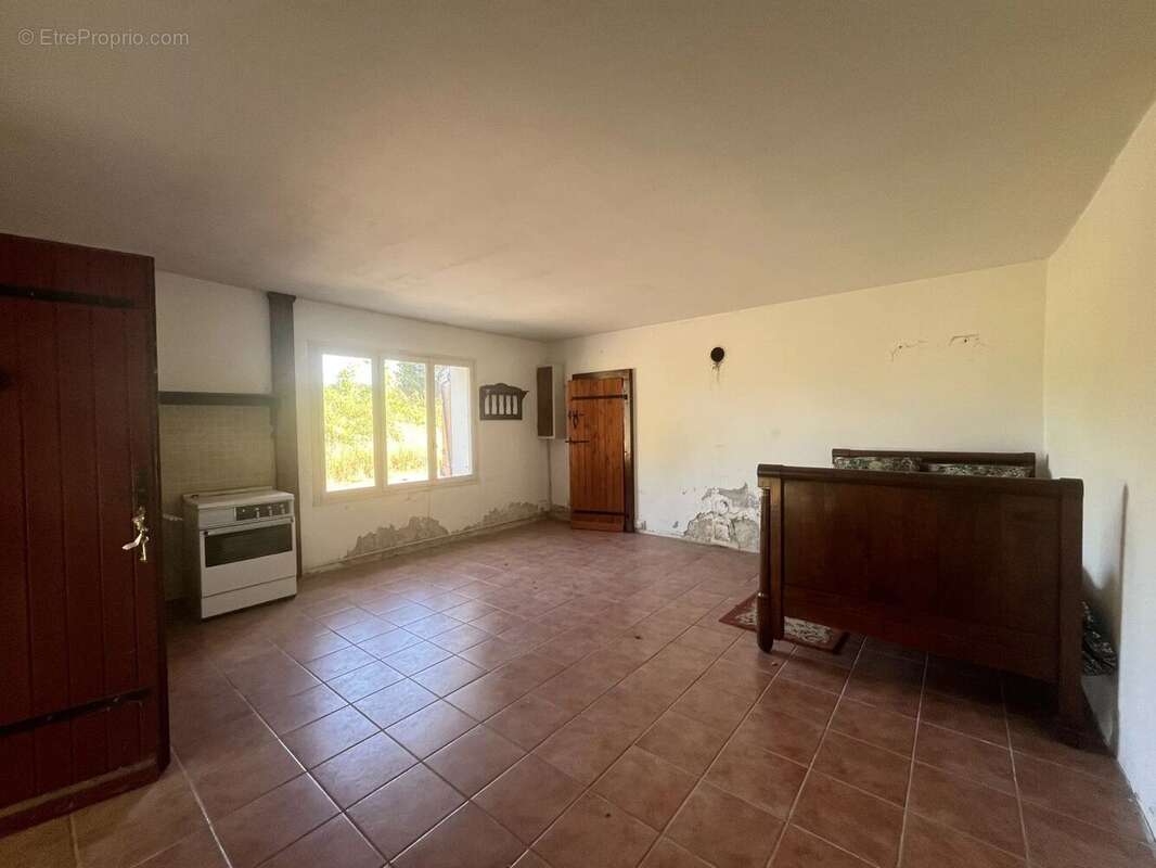 Vente Maison Luthenay-uxeloup(58240) 35 000ï¿œ - photo 9
