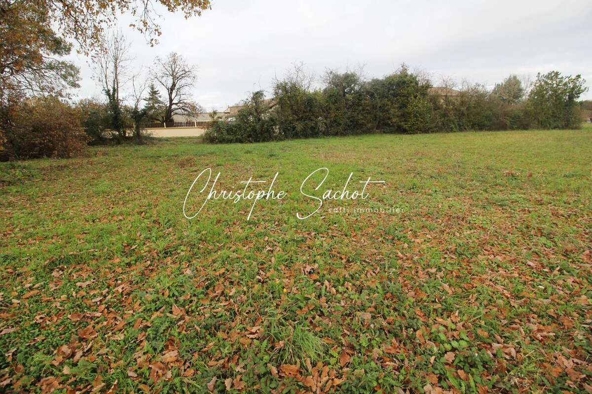 Photo 2 - Terrain à LA FOYE-MONJAULT
