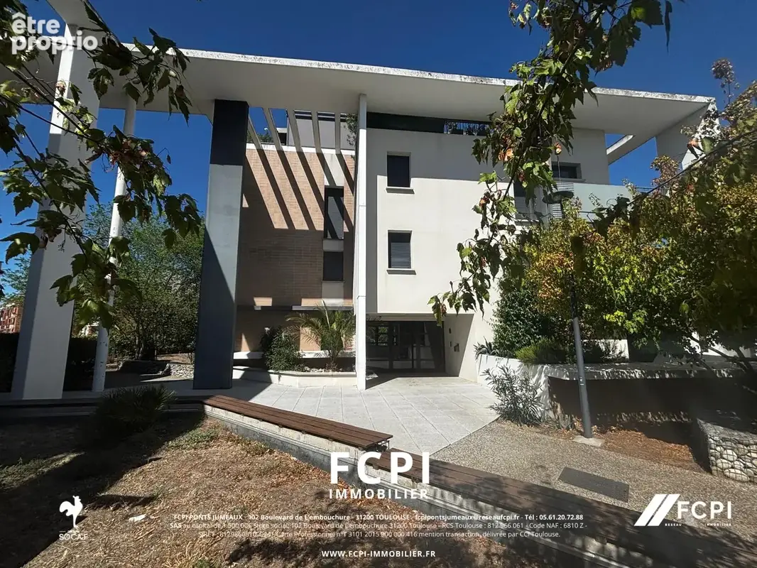 Appartement deux pièces 43 m2 - COLOMIERS - photo 2