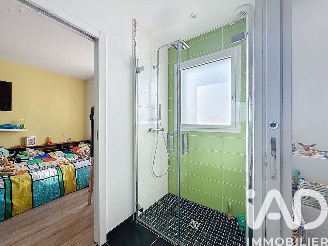 Maison 163 m² à Mios  - photo 9