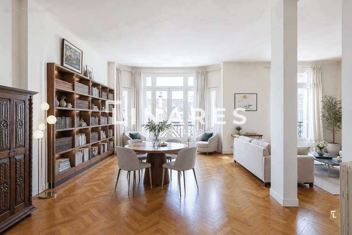 CENTRAL PARADIS - Appartement T4 de 158m2 - Balcon - Cave -  2 chambres de bonne - 13008 - photo 5
