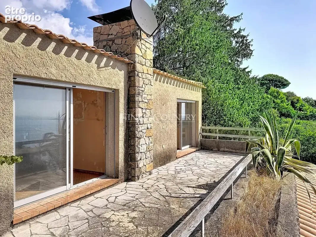 Vente 2 projets d'exception avec vue mer panoramique à Super Cannes - photo 4