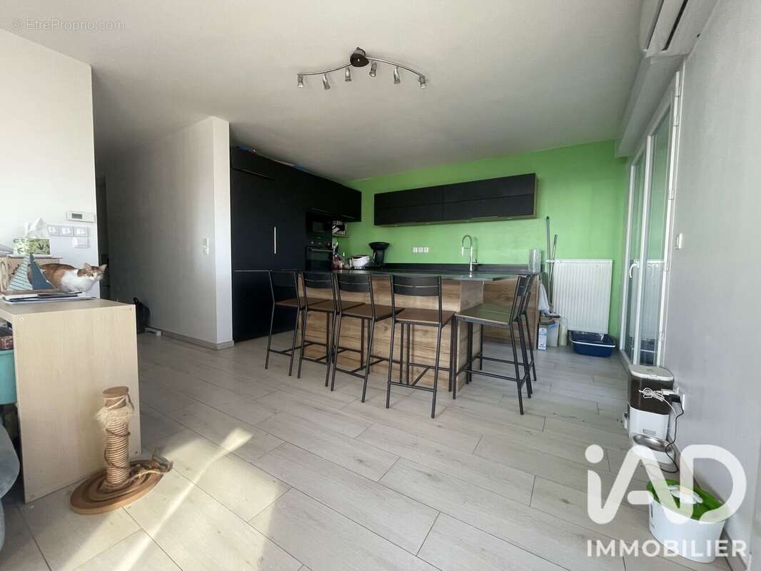 Appartement 80 m² à Marseille-2e  - photo 5