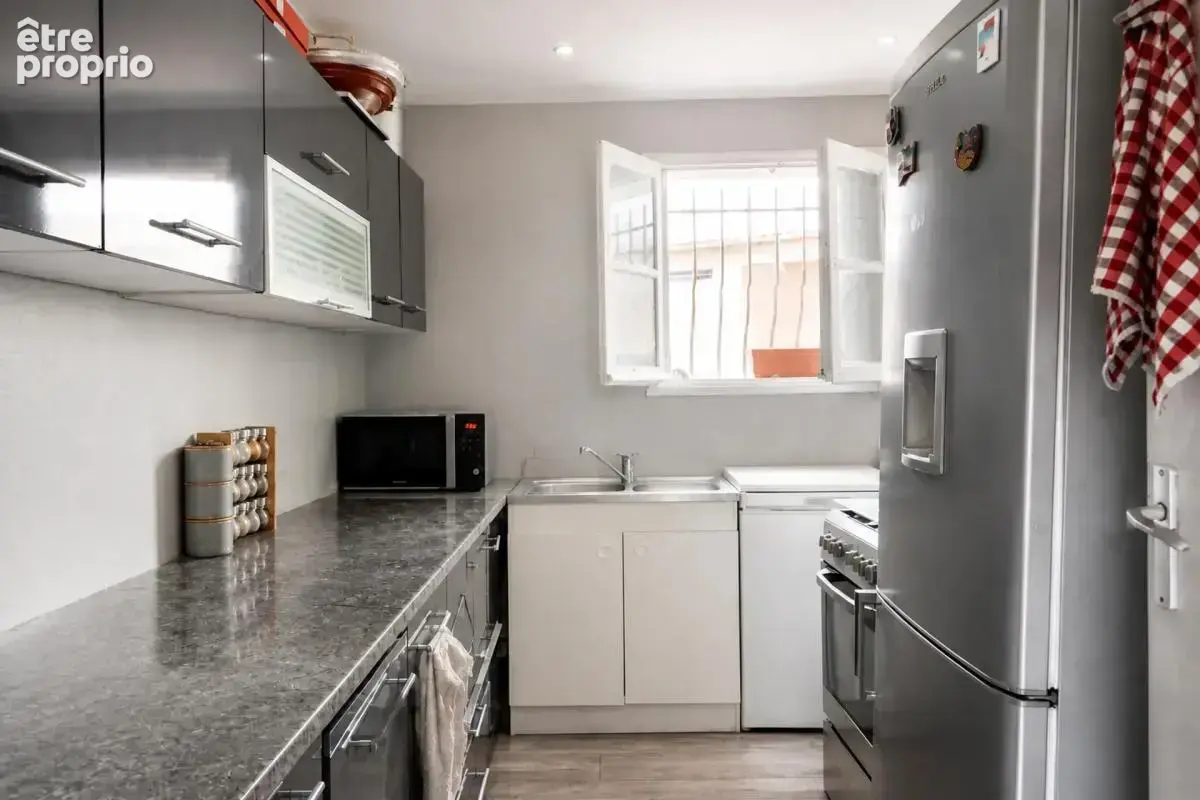 Appartement T3 de 57 m² situé à Toulon - photo 2