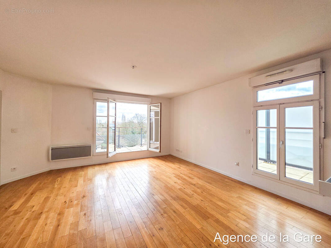 Appartement à MAISONS-LAFFITTE