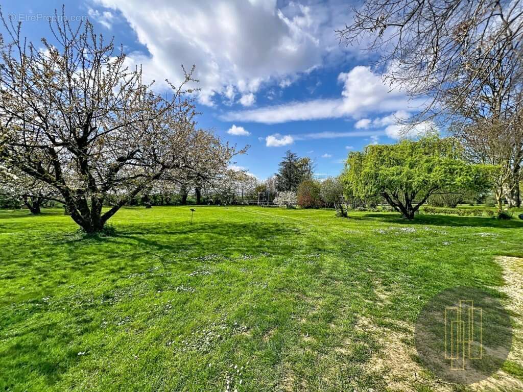 Maison à SAINTE-EUPHEMIE