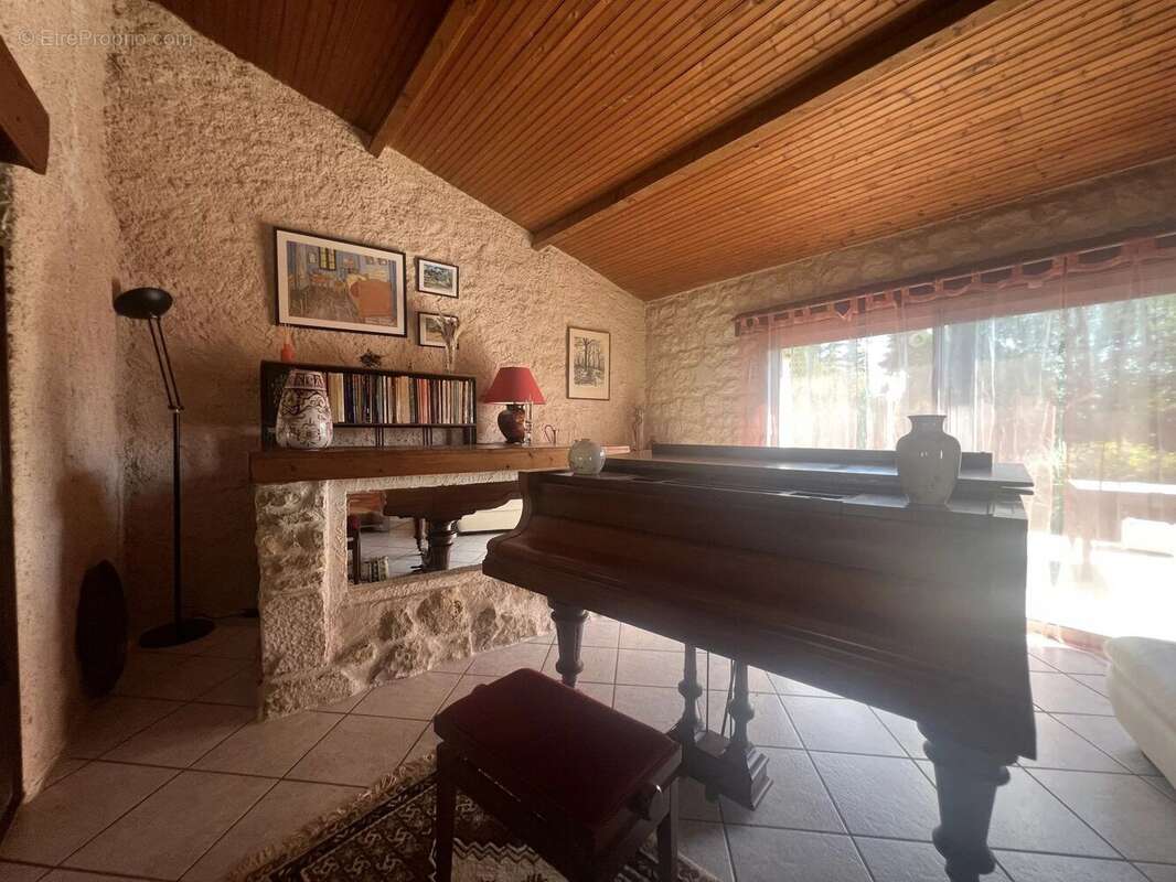 Vente Maison Fleure(86340) 227 000ï¿œ - photo 8
