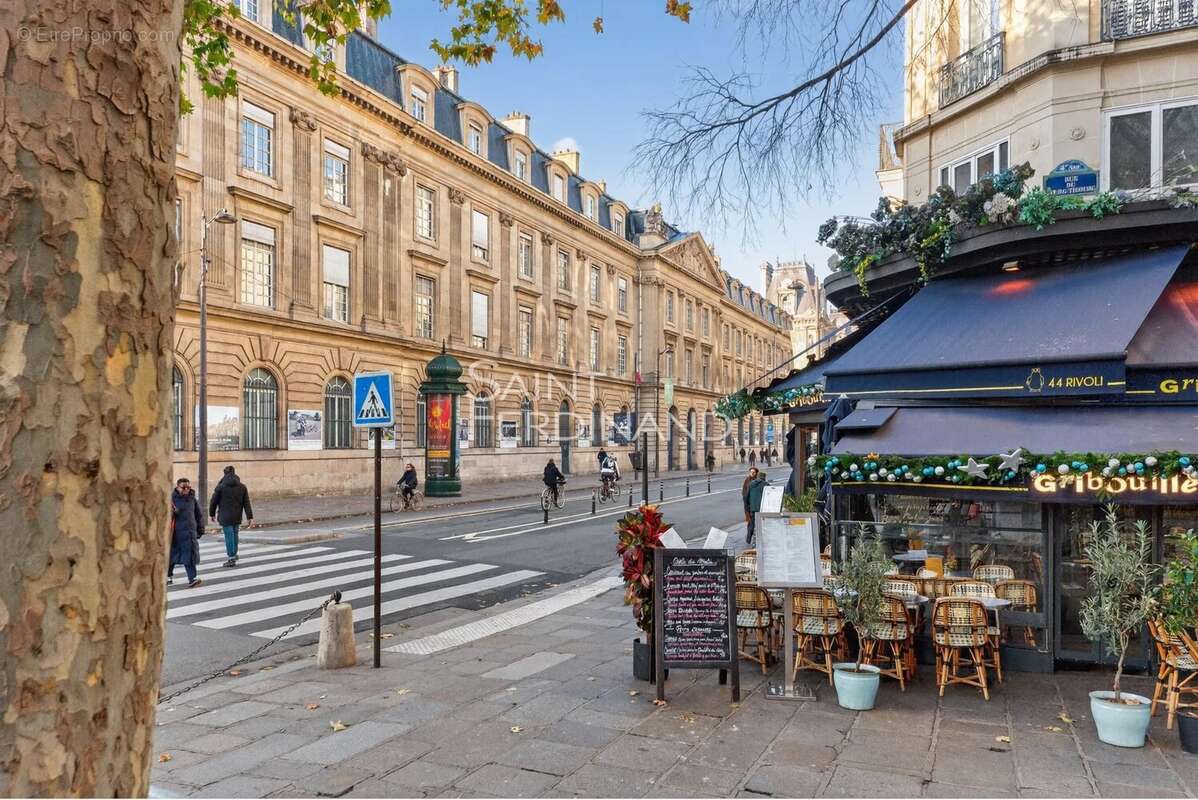Appartement à PARIS-4E