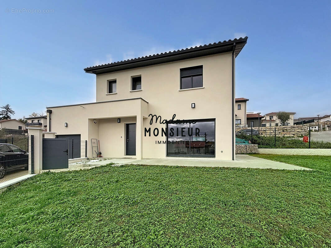 Maison à BOURGOIN-JALLIEU