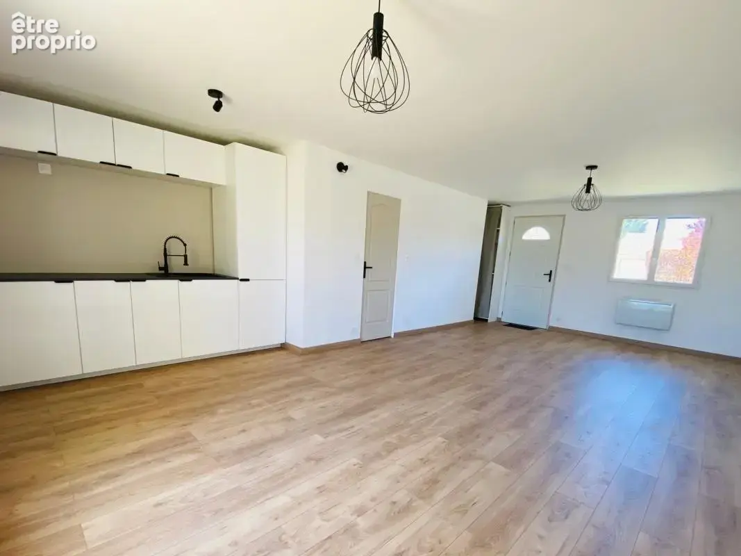 Maison rénovée de plain-pied avec 3 chambres et jardin – Hourtin - photo 3
