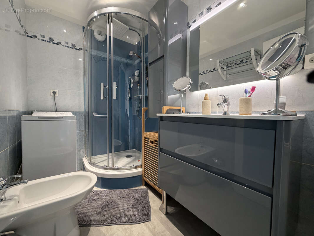 Appartement à MENTON