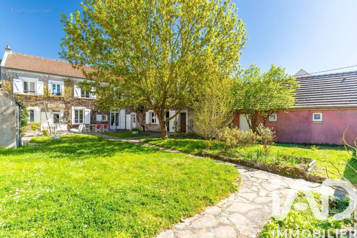 Photo 1 - Maison à VERT