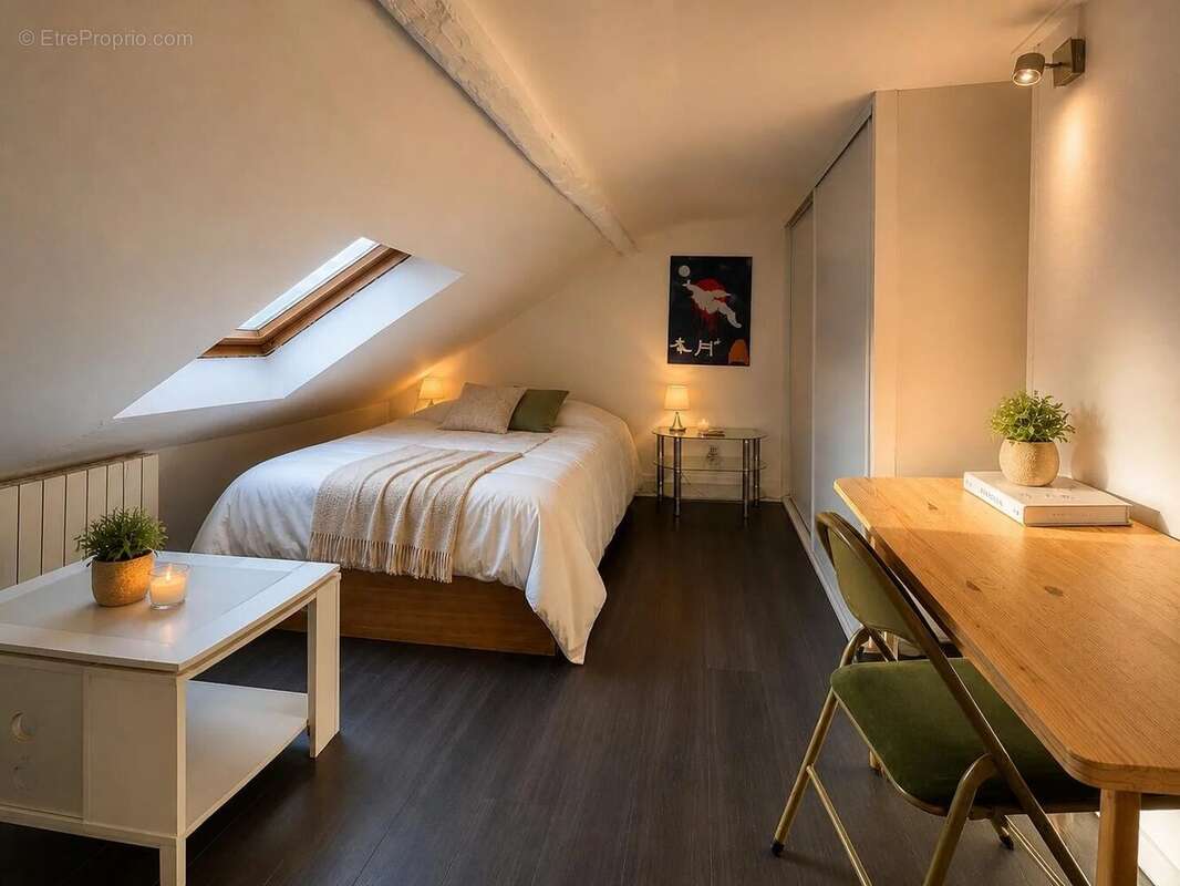 Appartement à PARIS-3E