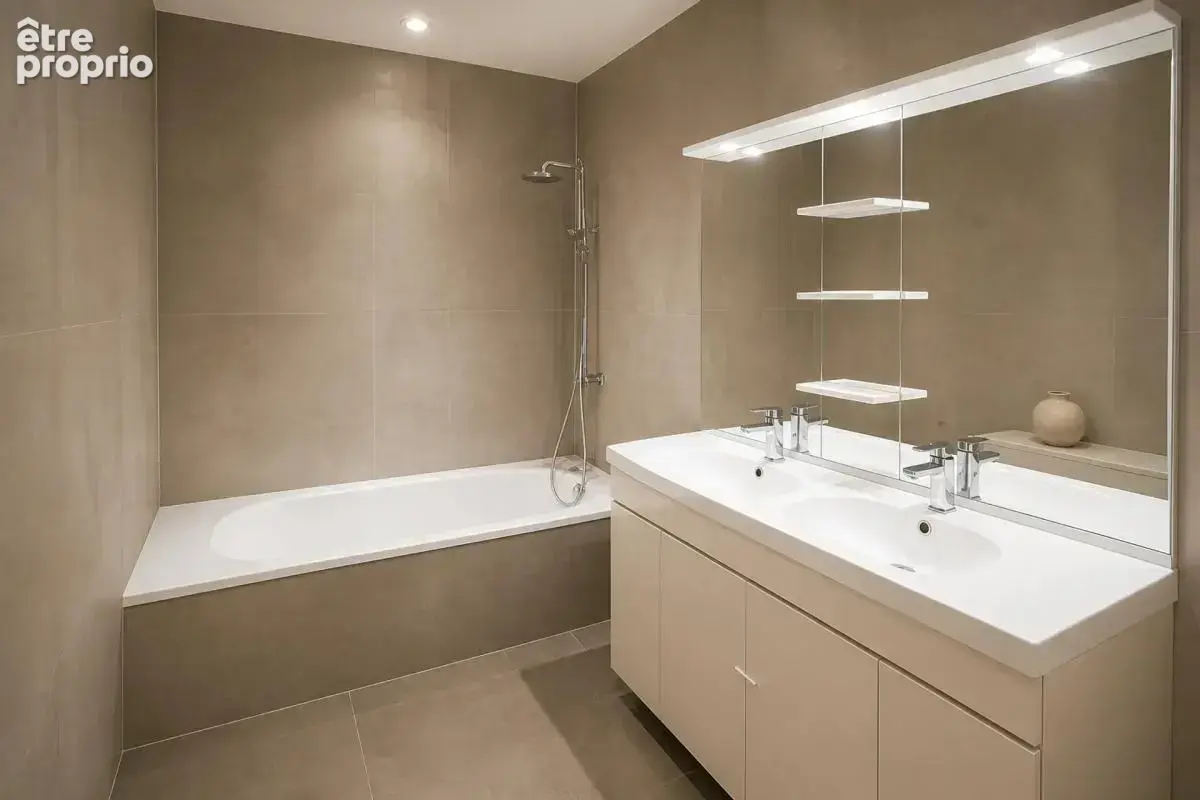 Maison de 7 pièces de 135 m² à Malataverne - photo 11