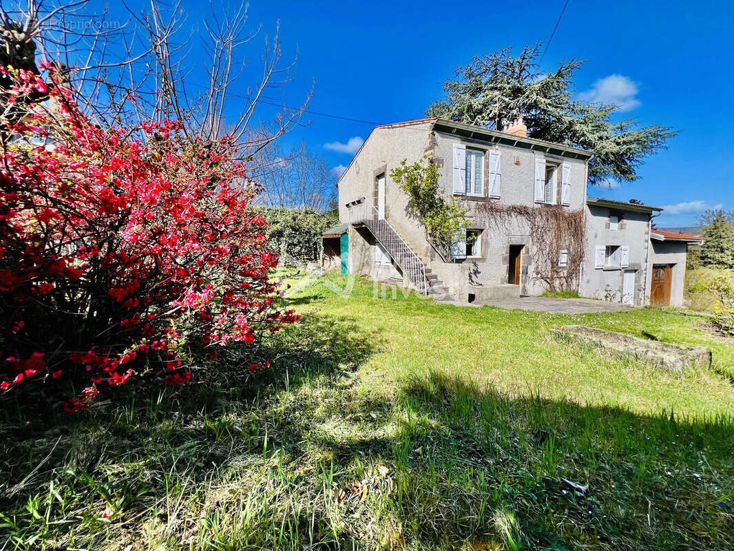 Maison à CLERMONT-FERRAND