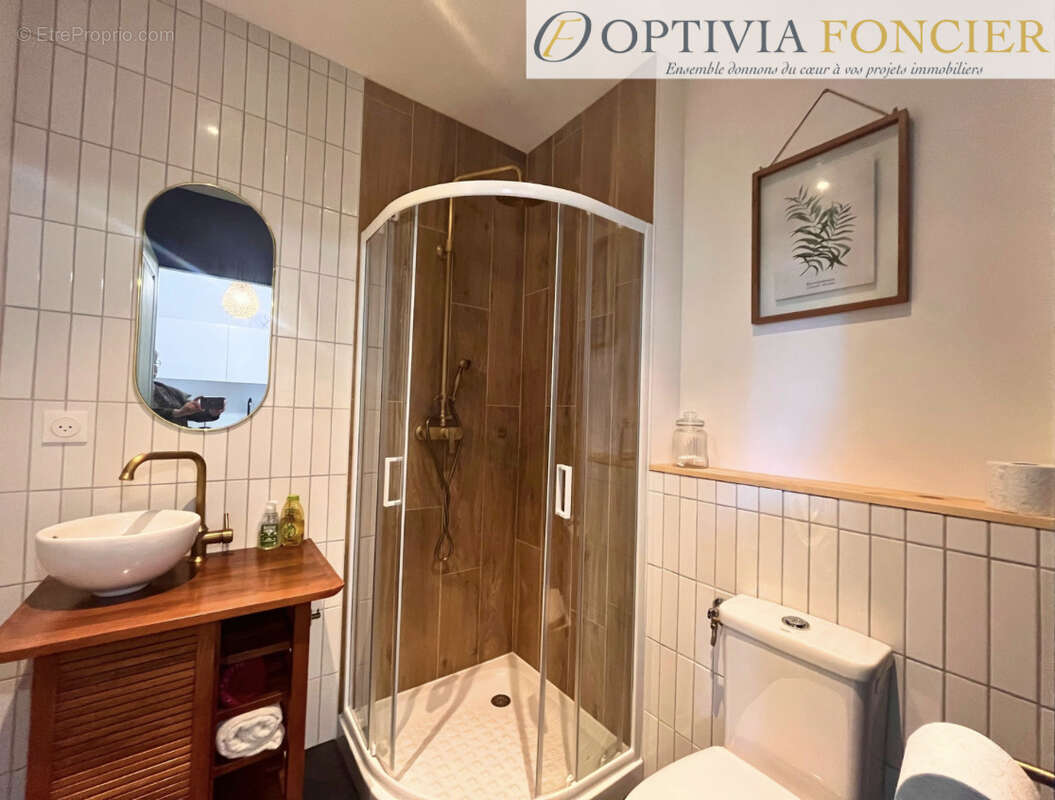 Exclusivité Superbe Maison en pierre de bourg T5 123 m2 - Petit jardin + Annexe - photo 17