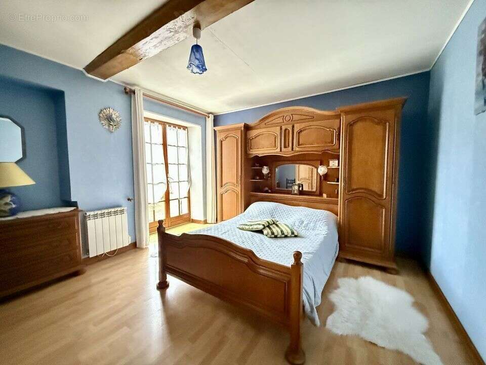 Maison à LONGUEVILLE