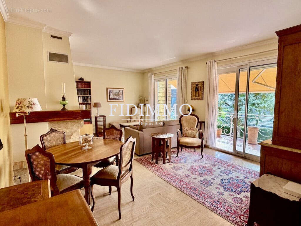 Maison à CHENNEVIERES-SUR-MARNE